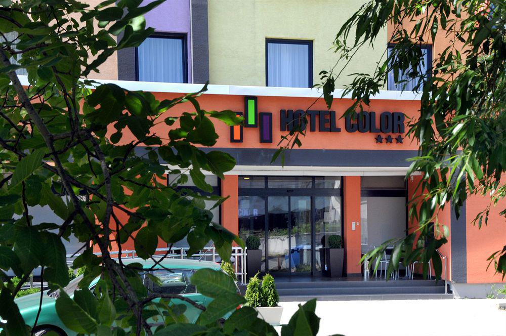 Hotel Color Bratislava Exterior photo